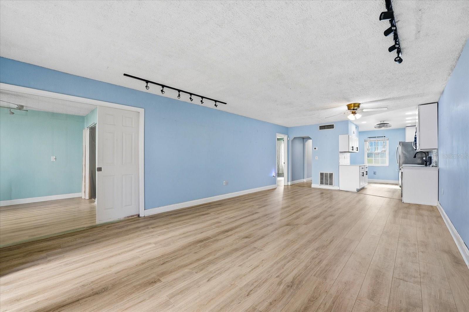 CORDOVA GREENS CONDO - Residential