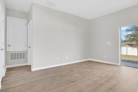 Tiny photo for 3518 Forster Avenue, Leesburg, FL 34748 (MLS # O6369847)