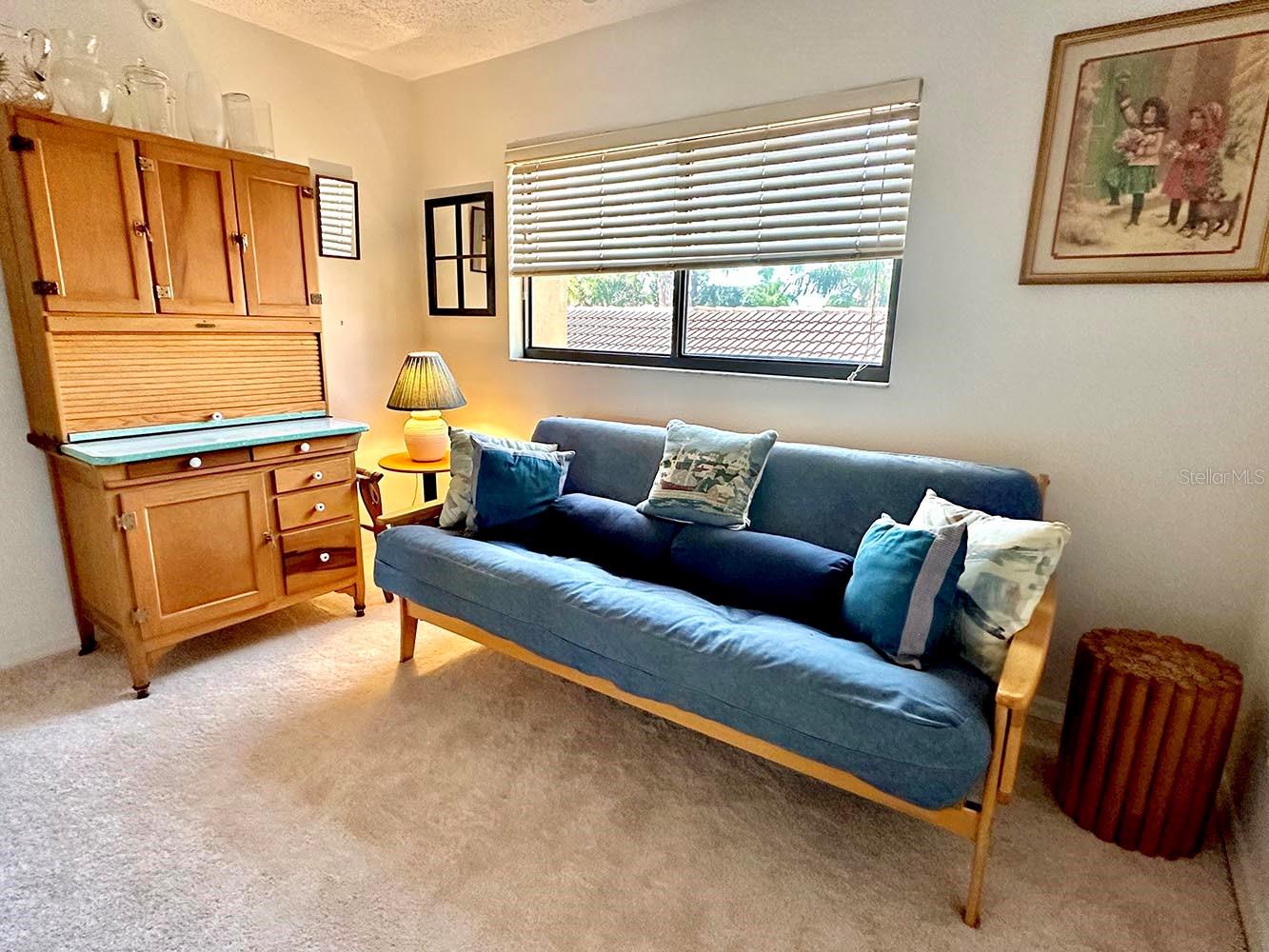 ASHTON LAKES 01 & 02 - Residential Lease