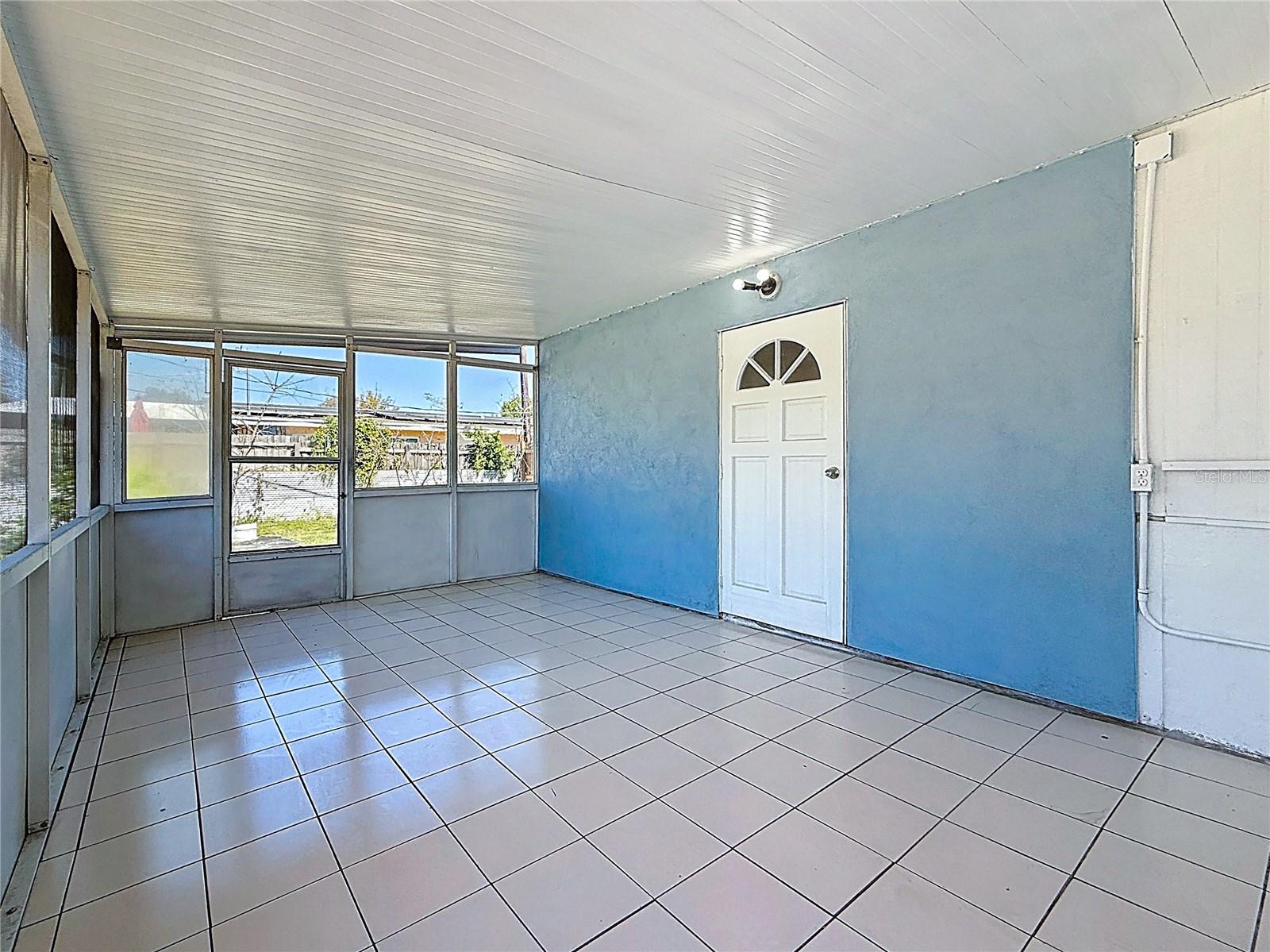 TOWNN COUNTRY PARK UN 02 - Residential