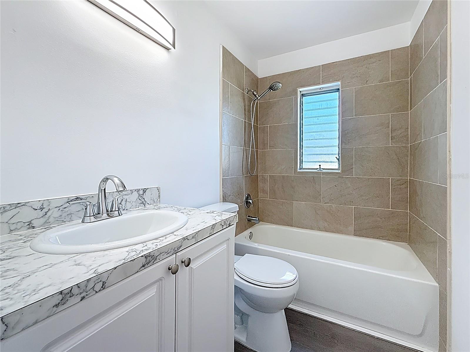 TOWNN COUNTRY PARK UN 02 - Residential