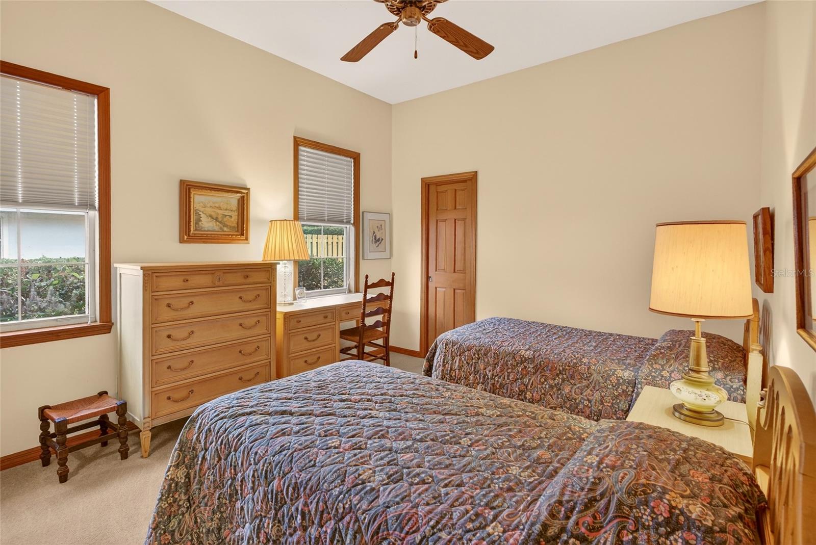HUNTERS TRACE - Residential