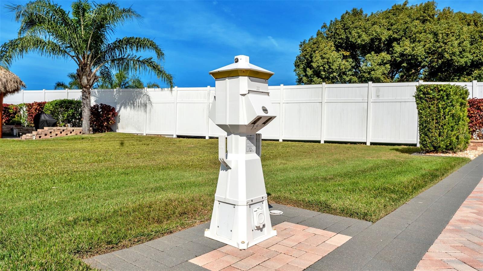 BAY LAKE RESIDENCE - Land