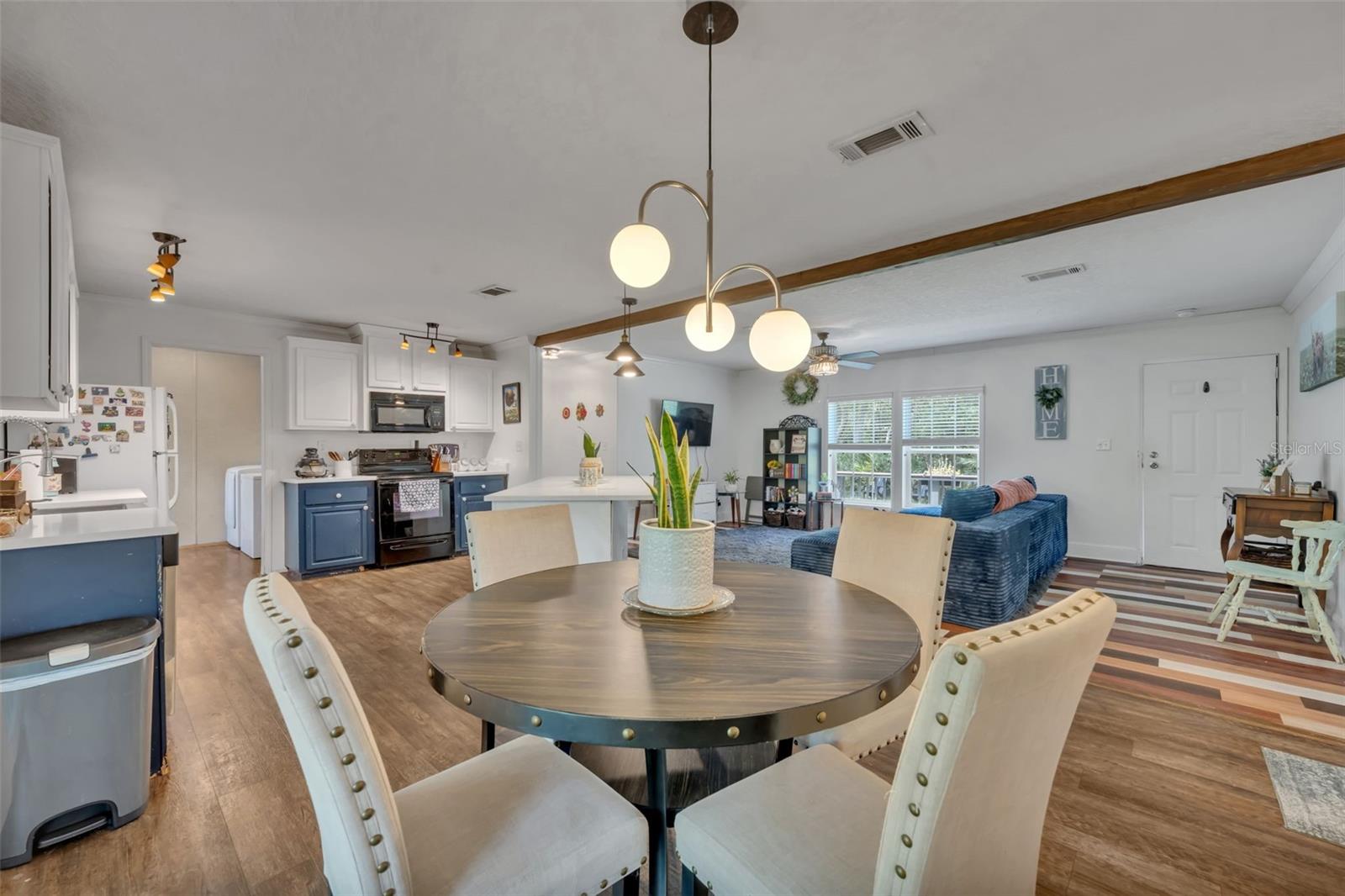 ACREAGE & UNREC - Residential