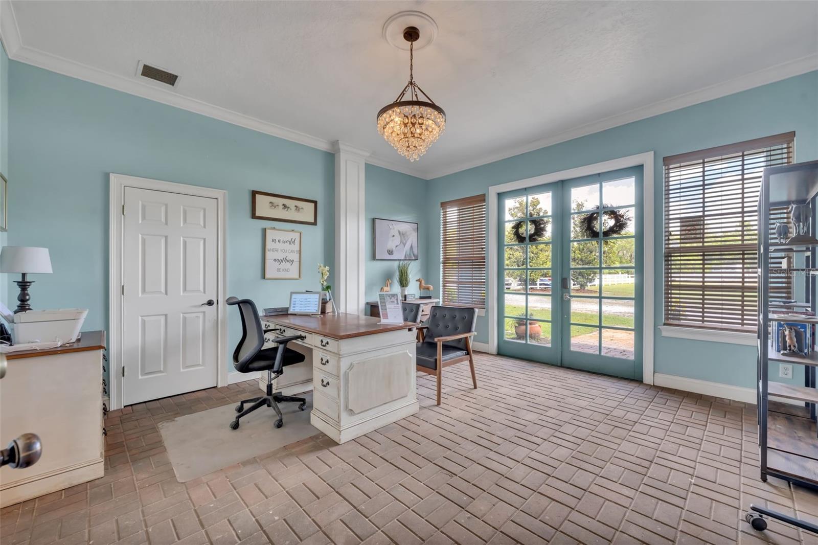ACREAGE & UNREC - Residential