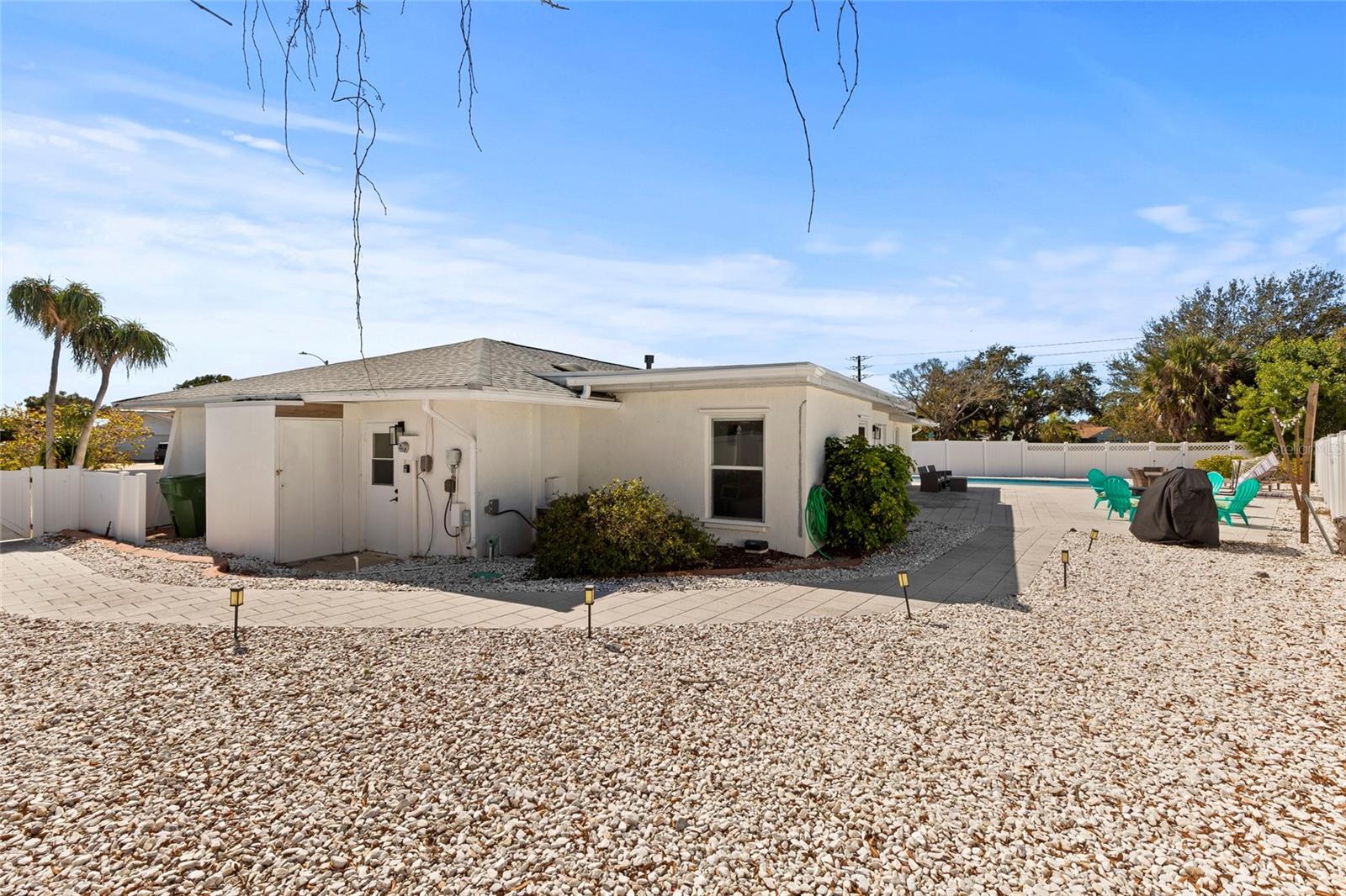 VILLAGE GREEN OF BRADENTON UN C - Residential