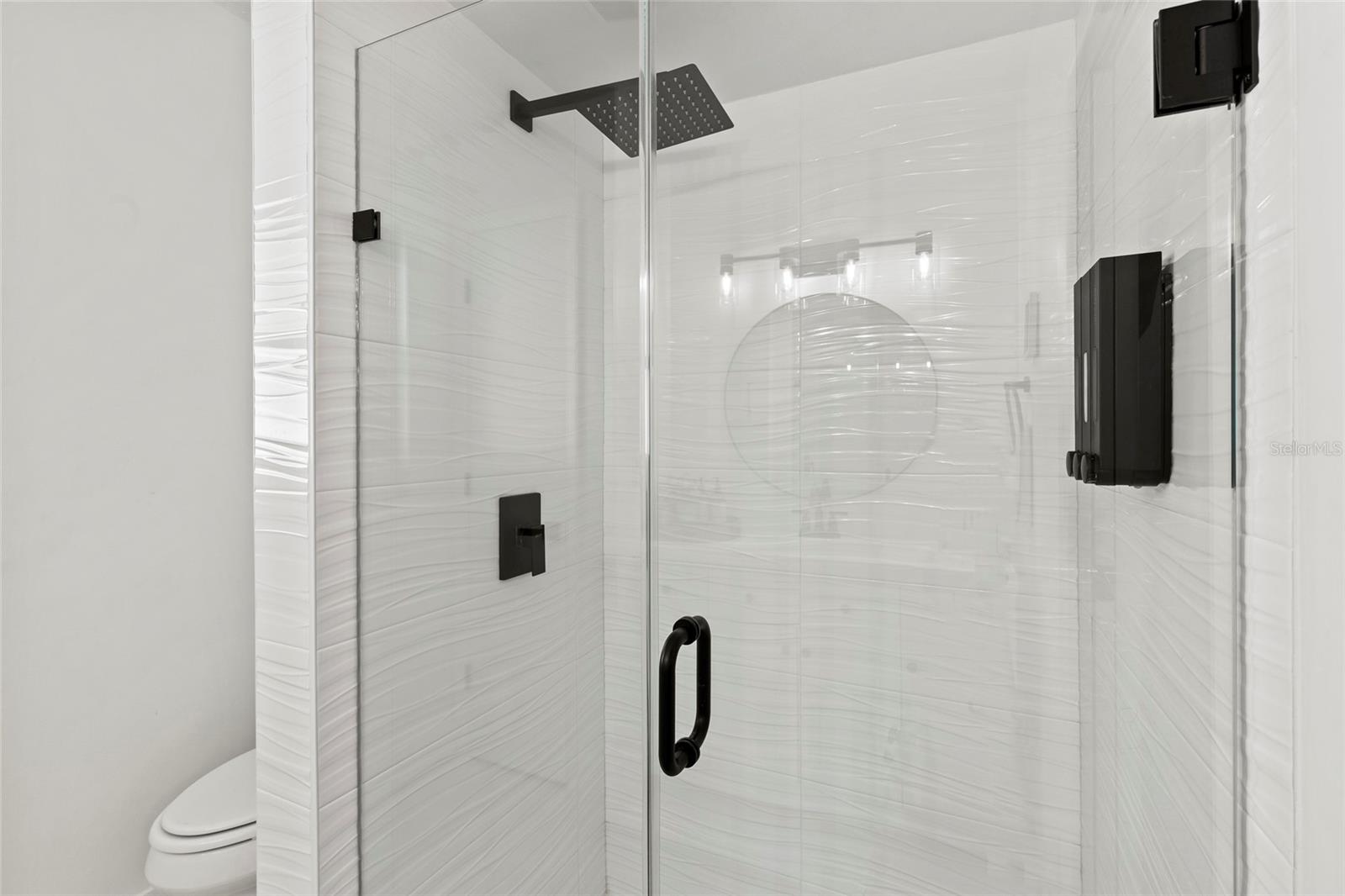 VILLAGE GREEN OF BRADENTON UN C - Residential