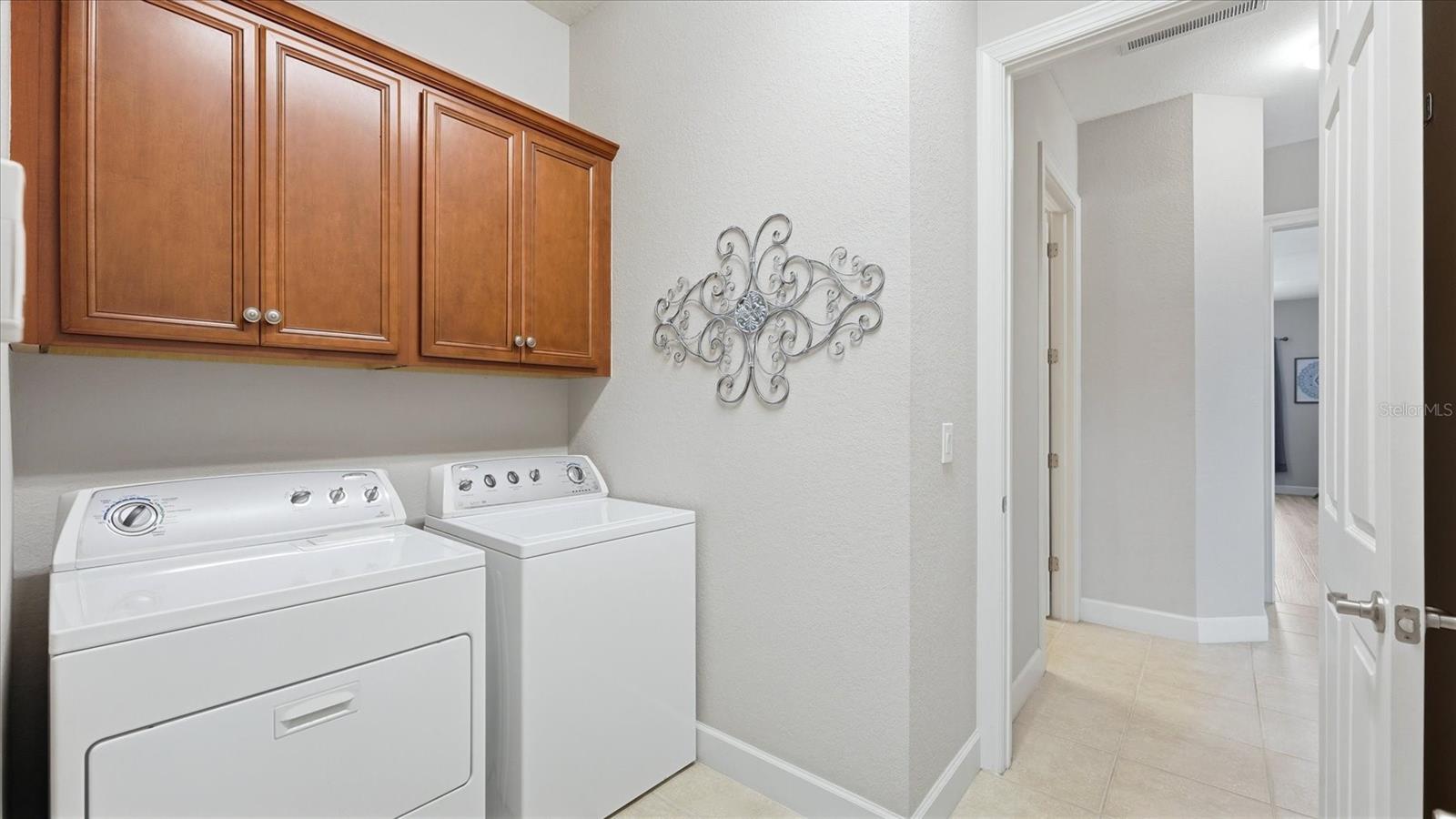 RIVERWOOD - Residential