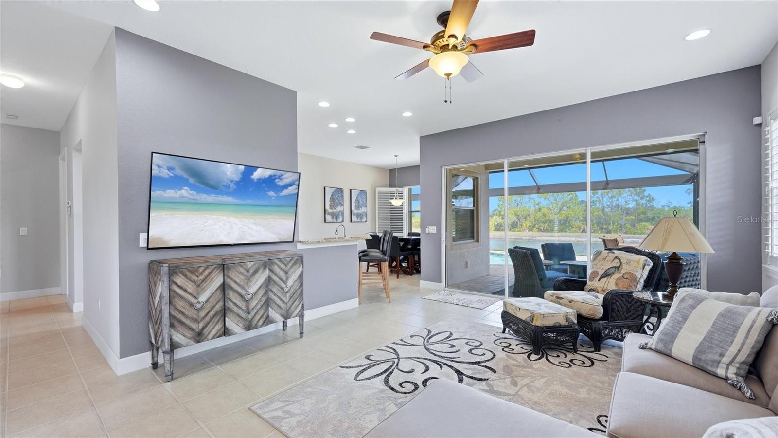 RIVERWOOD - Residential