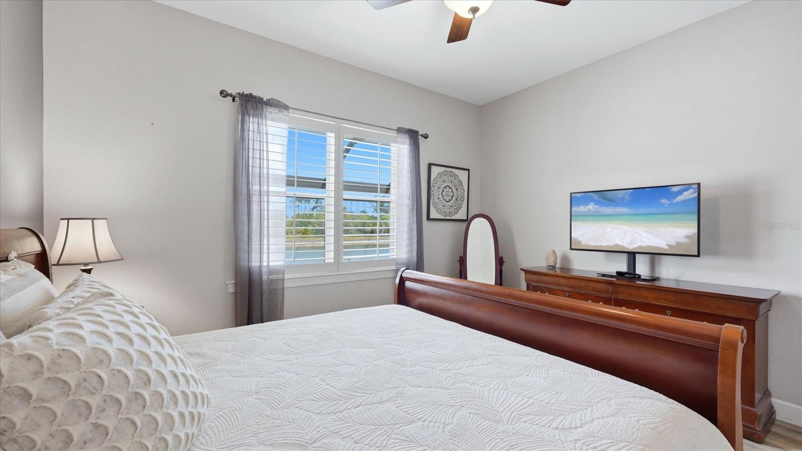 RIVERWOOD - Residential