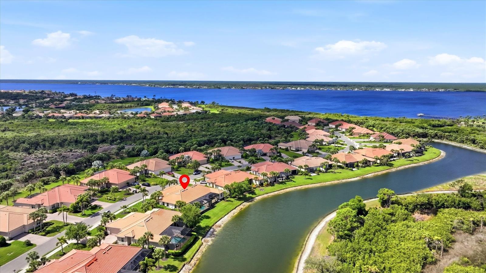 RIVERWOOD - Residential