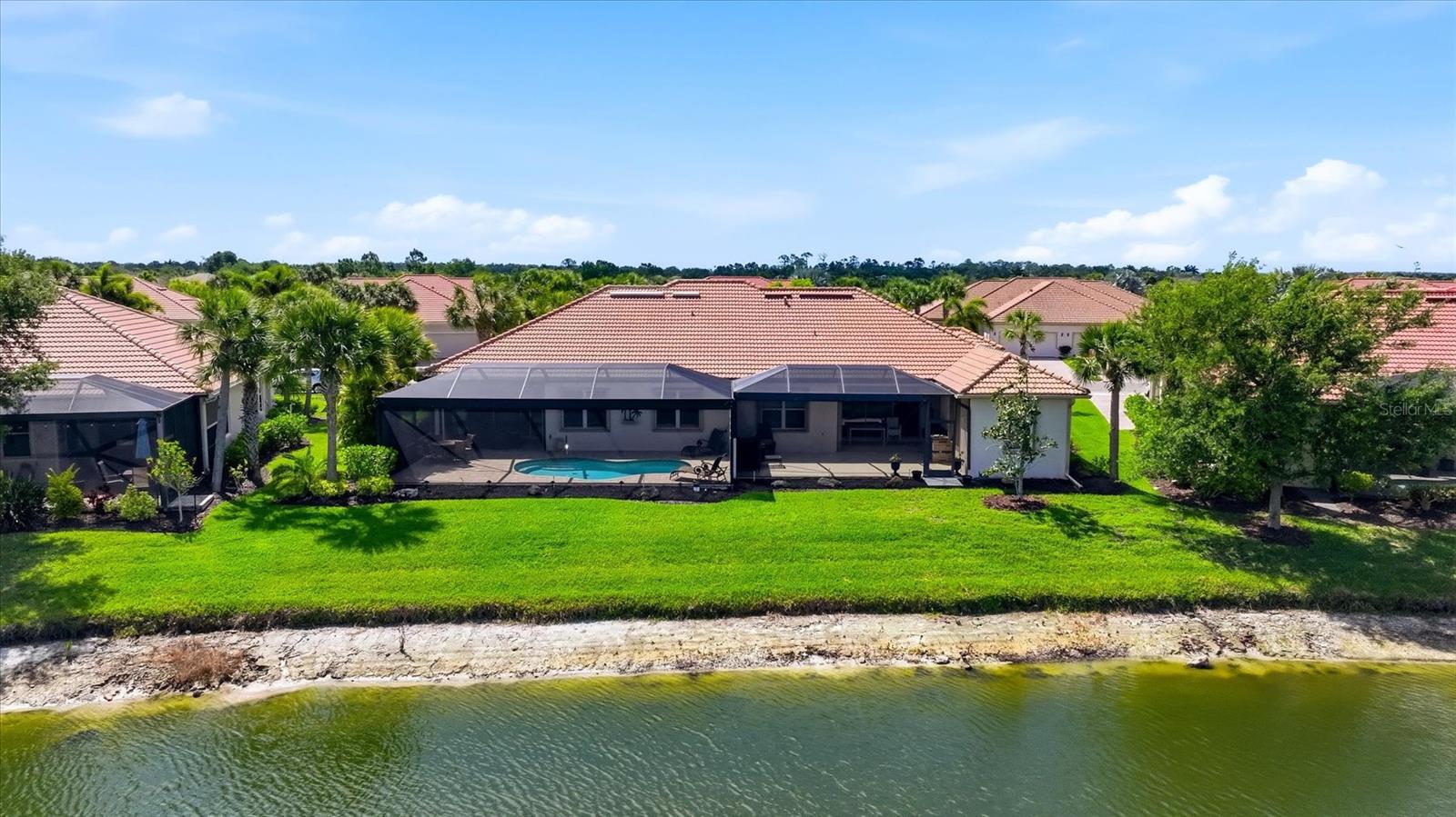 RIVERWOOD - Residential