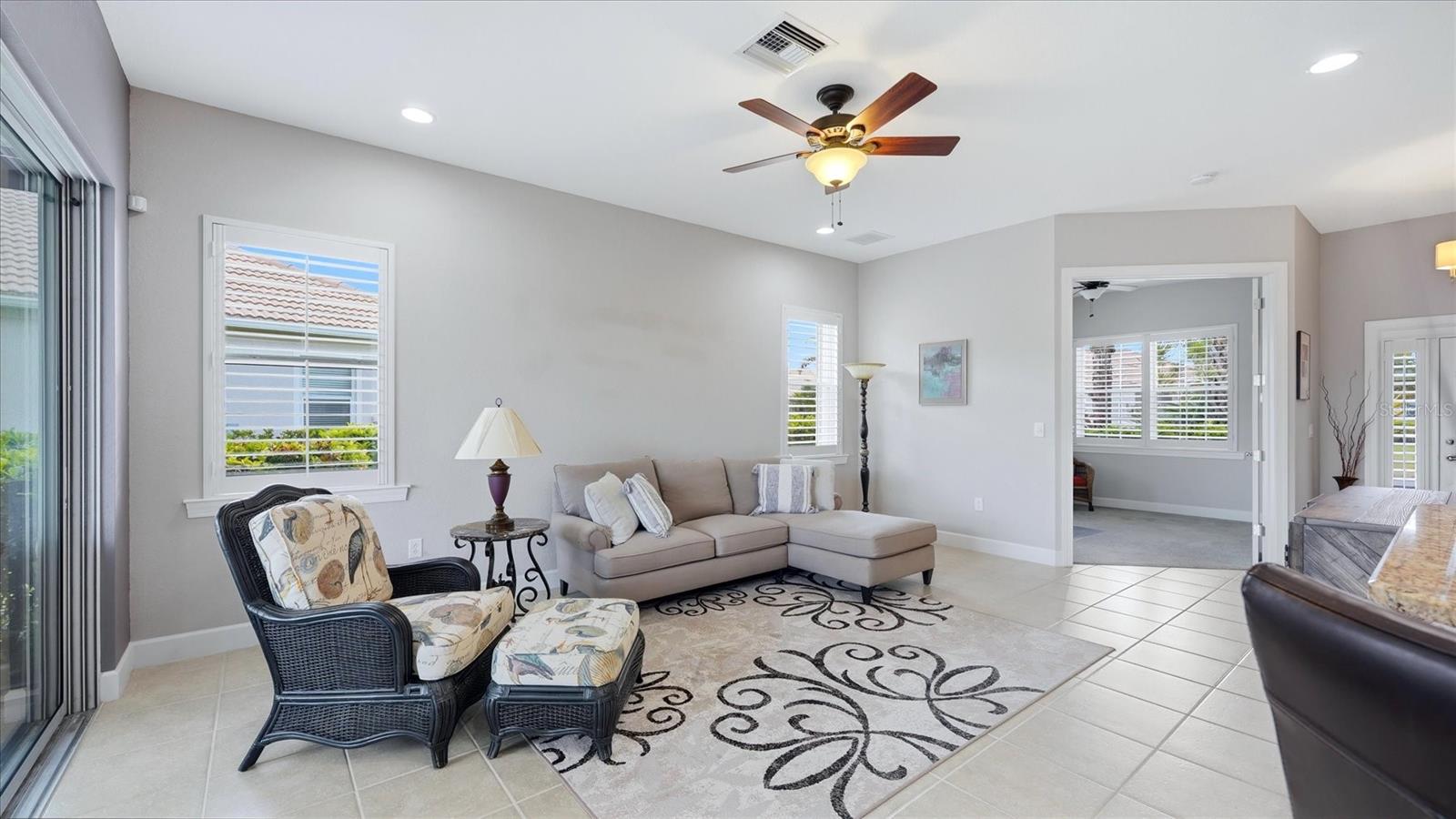 RIVERWOOD - Residential