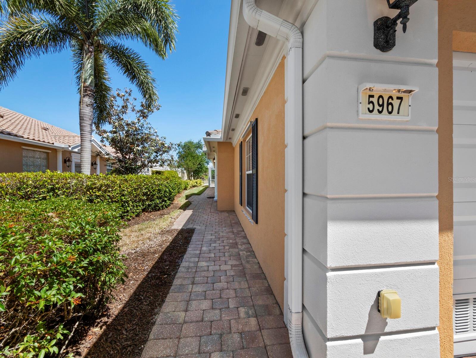5967 BENEVENTO DRIVE