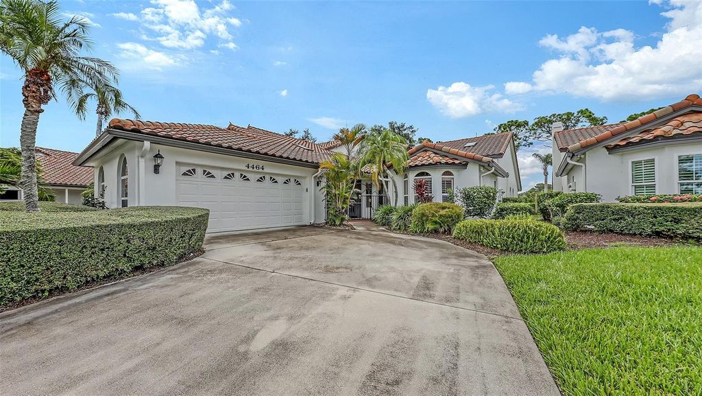 Photo of 4464 Calle Serena, Sarasota, FL 34238 (MLS # A4662305)