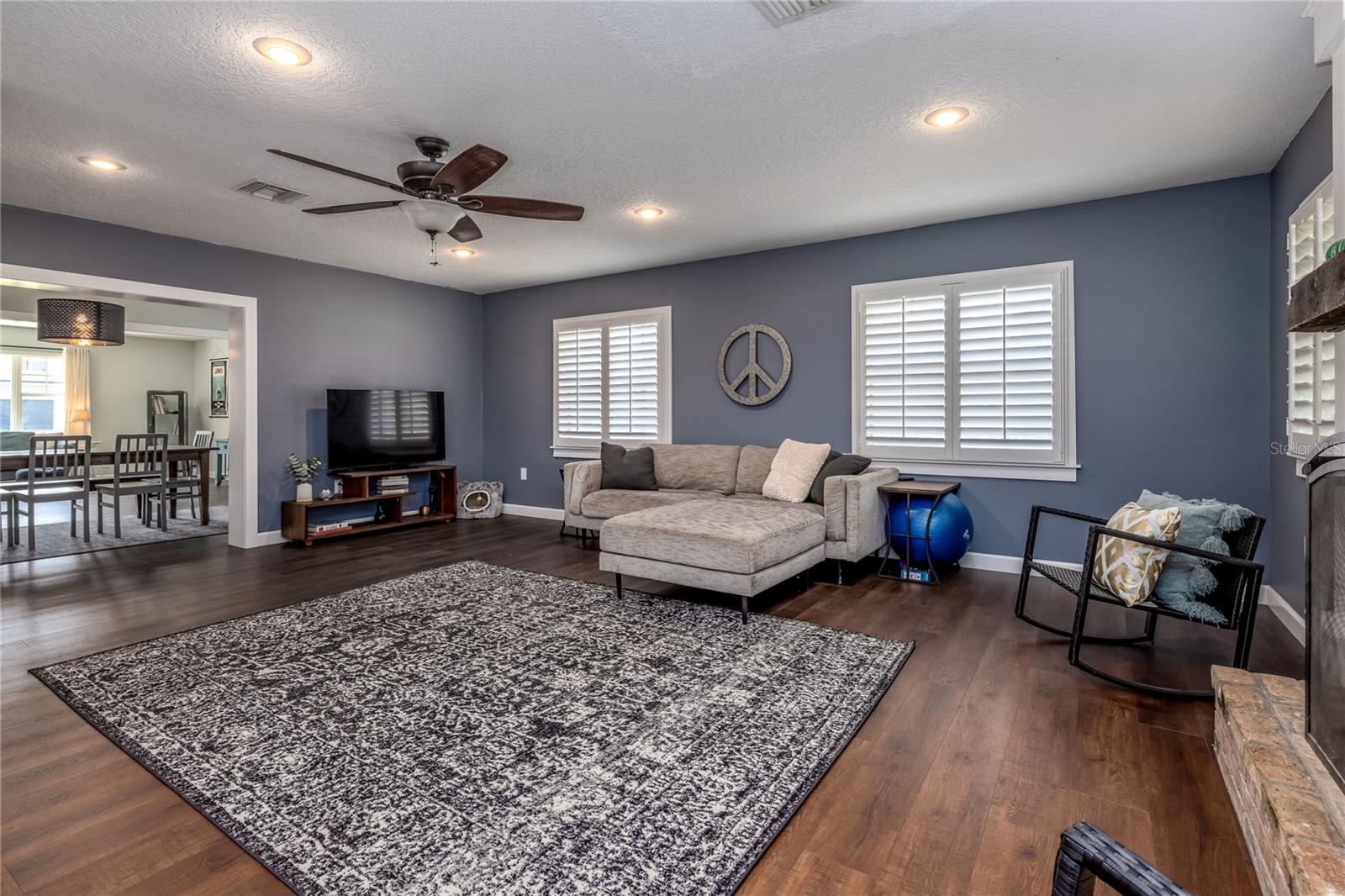 ROSE COURT - Residential