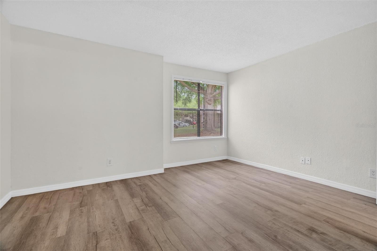 PARKVIEW VILLAGE CONDOMINIUM - Residential