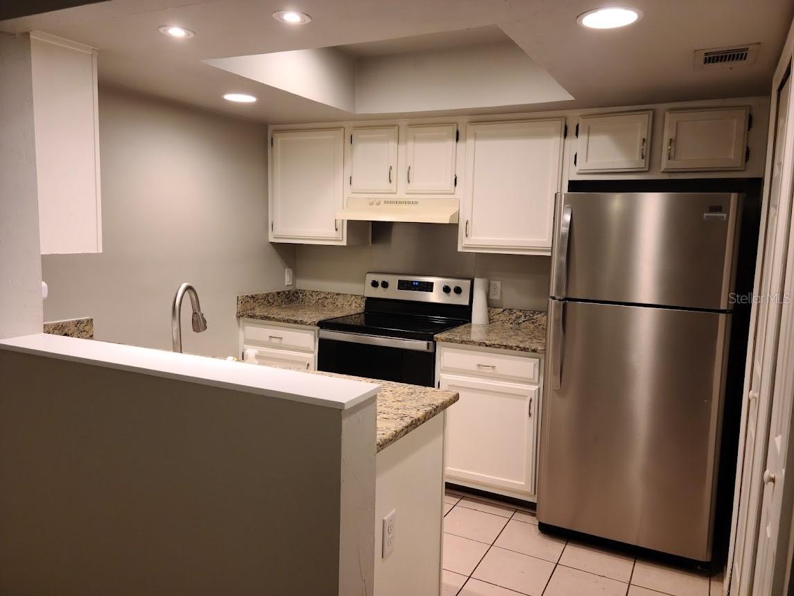 900 SW 62ND BOULEVARD B8