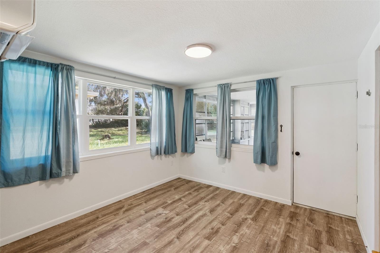 EUSTIS - Residential