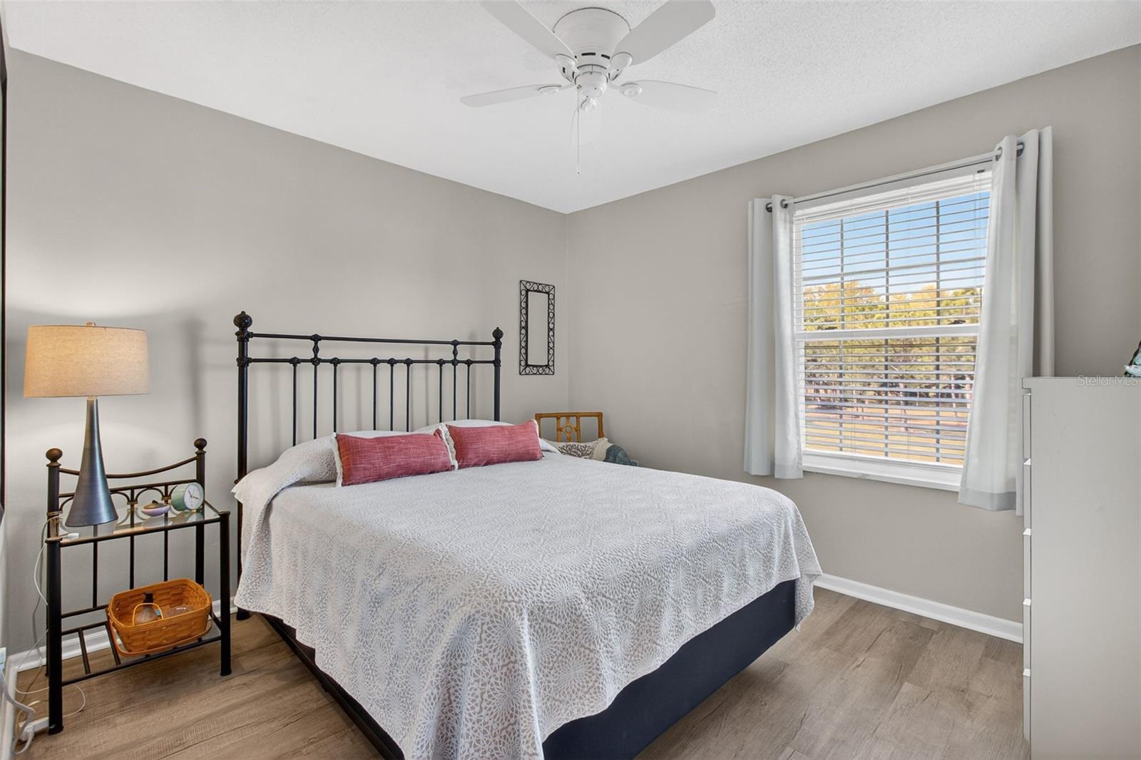 PATRIOT SQUARE APTS - Residential