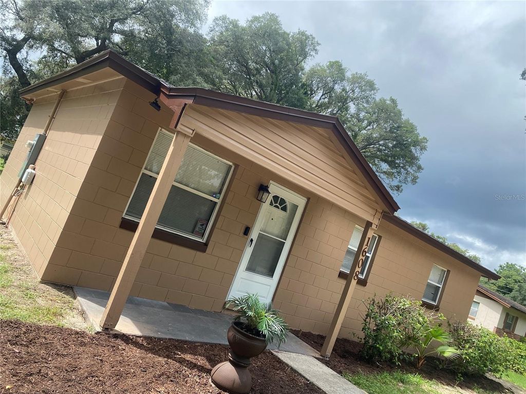 Photo of 1608 Long Lane, Apopka, FL 32703 (MLS # S5132596)