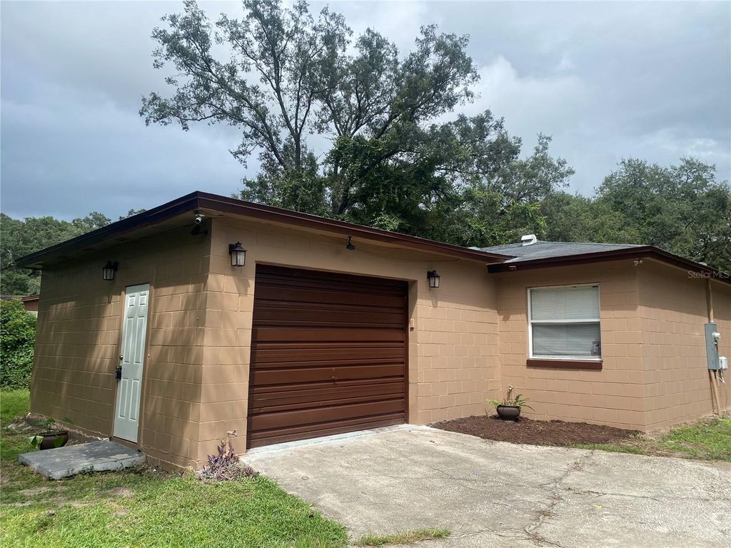 Photo of 1608 Long Lane, Apopka, FL 32703 (MLS # S5132596)