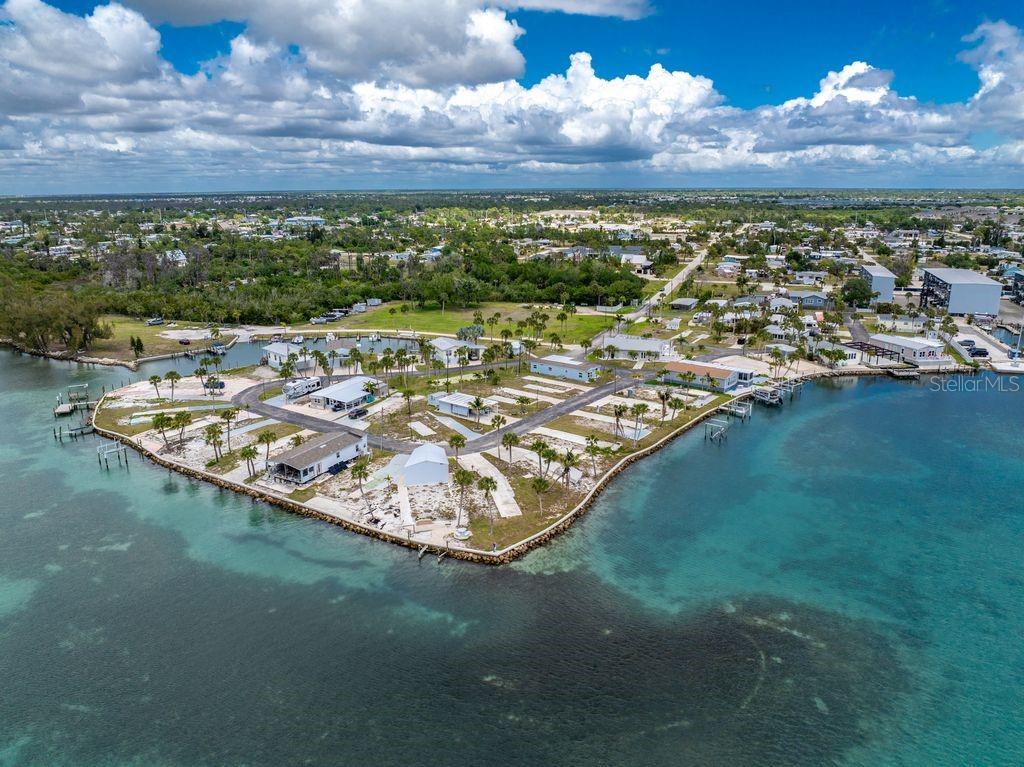PARK POINTE MOB HME VLGE - Land