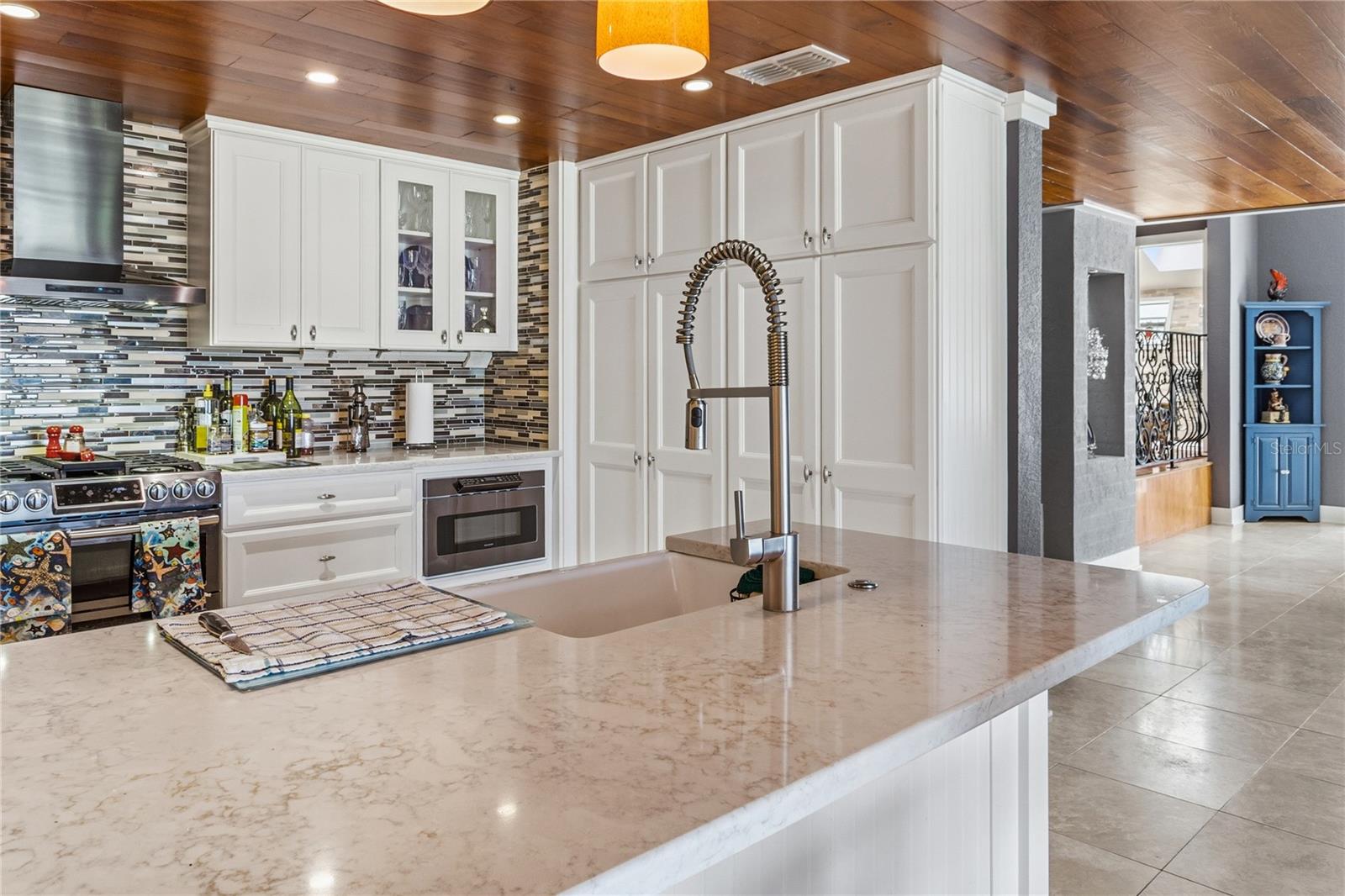 CASARENA ON THE LAKES - Residential