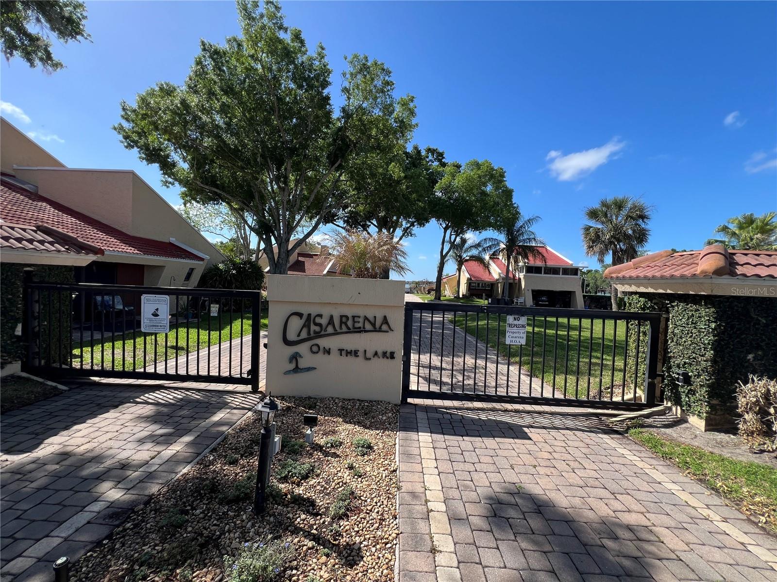 CASARENA ON THE LAKES - Residential