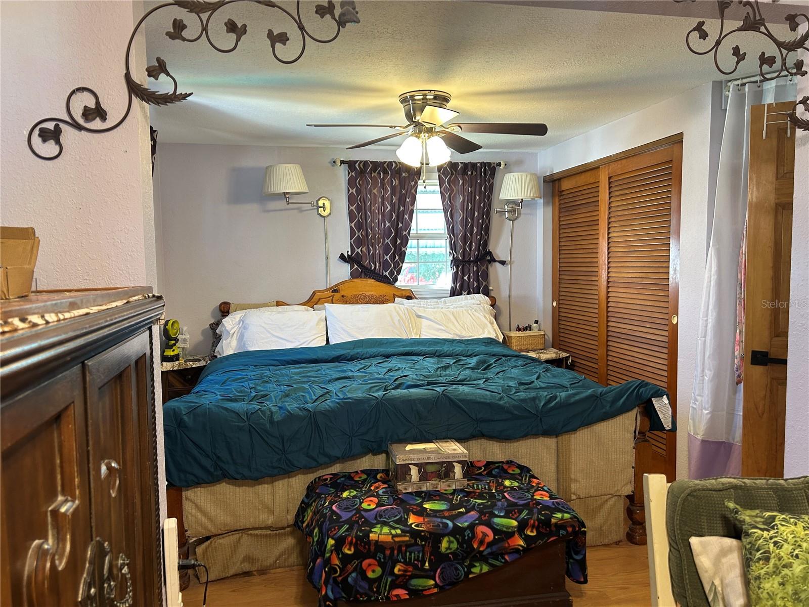 ORANGE LAKE VILLAGE - Residential