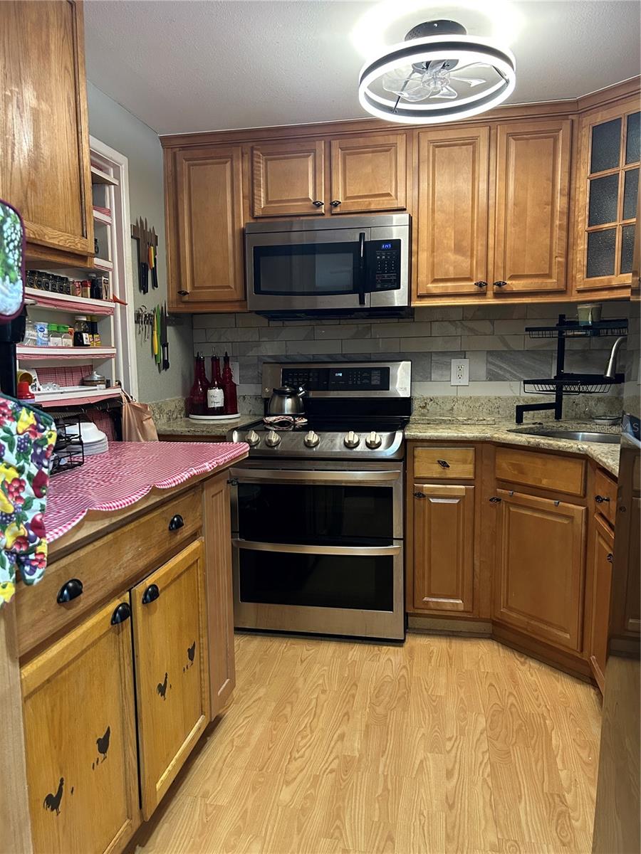 ORANGE LAKE VILLAGE - Residential