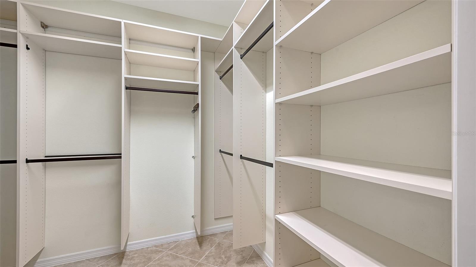 RIVA TRACE - Residential