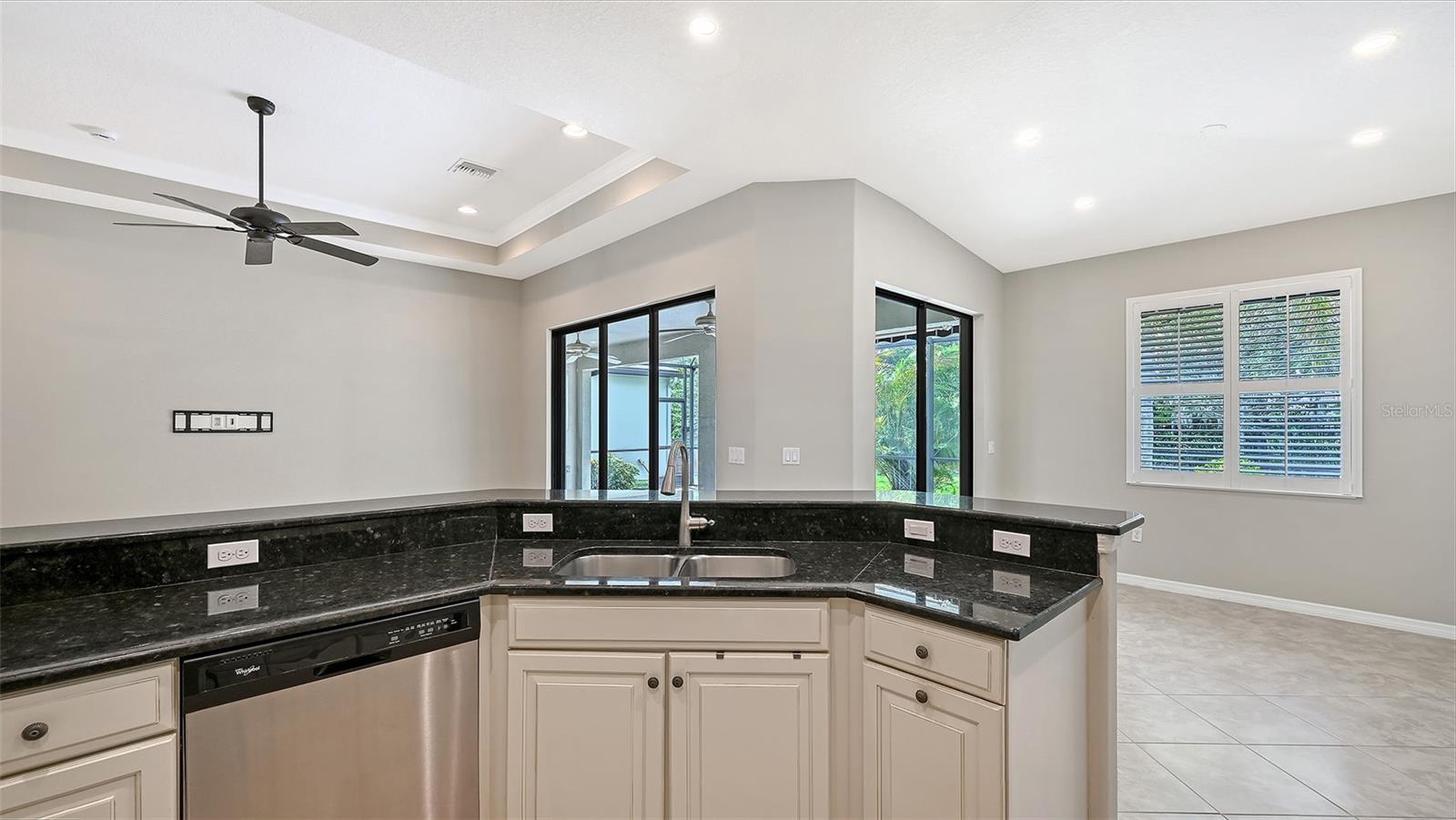 RIVA TRACE - Residential