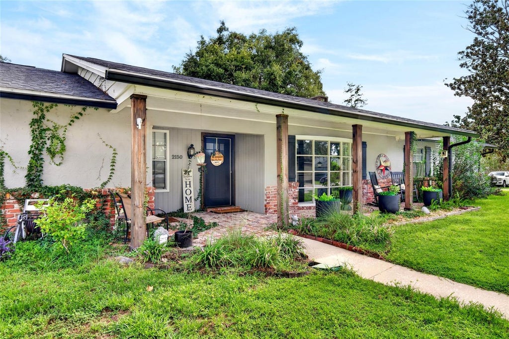Photo of 2150 NE 8th Street, Ocala, FL 34470 (MLS # O6439671)