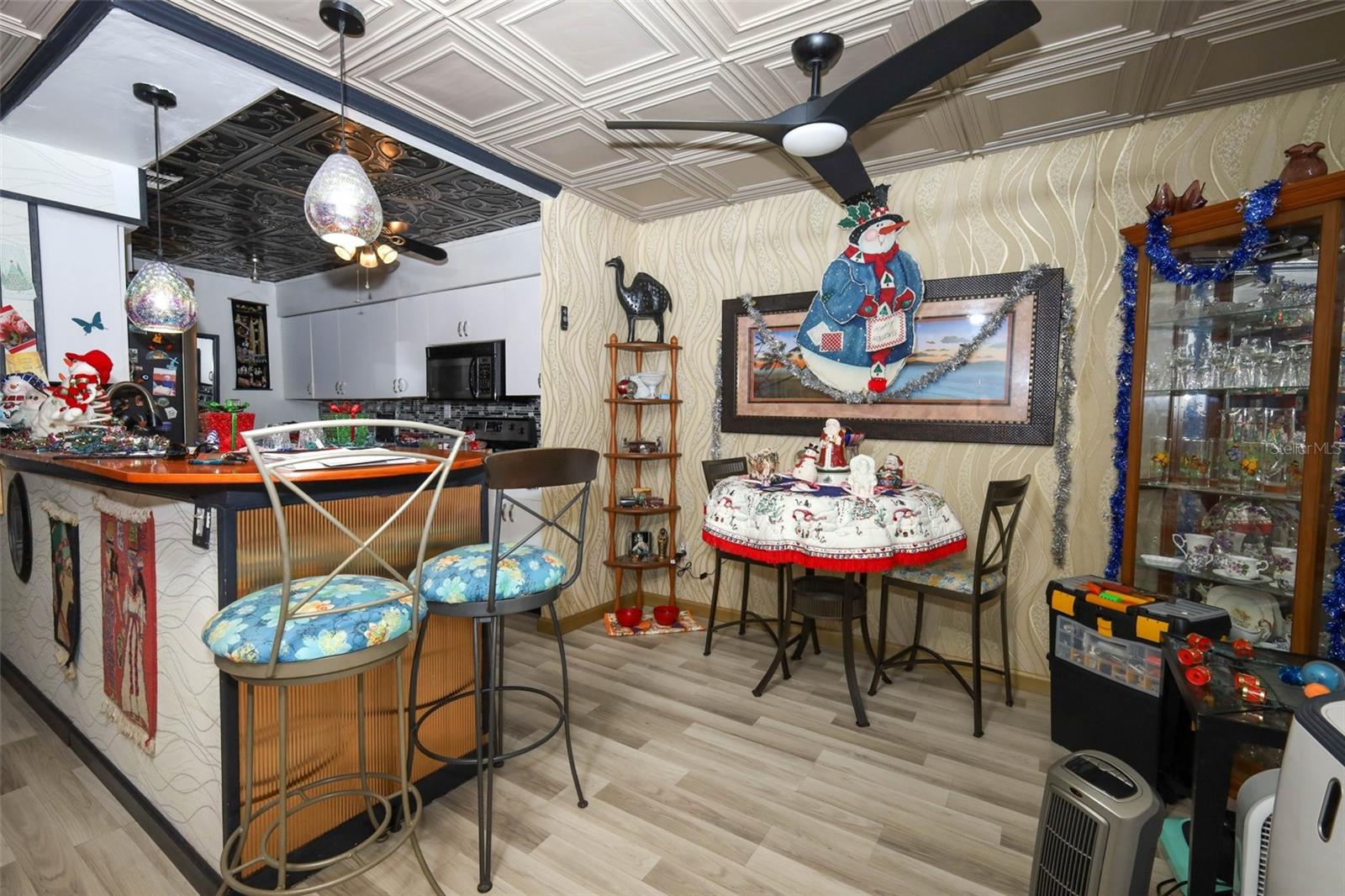 LAKE WAYMAN HEIGHTS - Residential