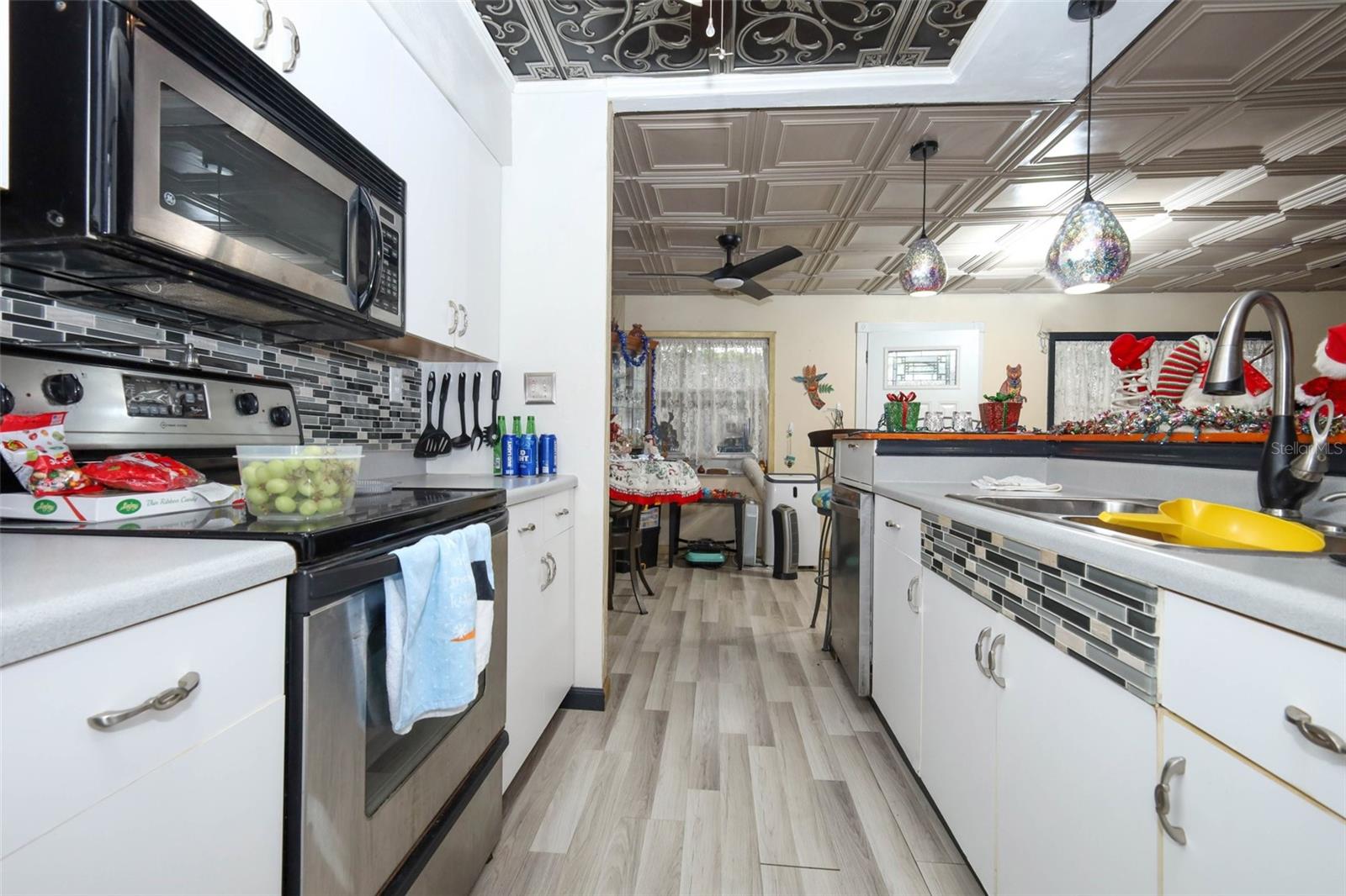 LAKE WAYMAN HEIGHTS - Residential