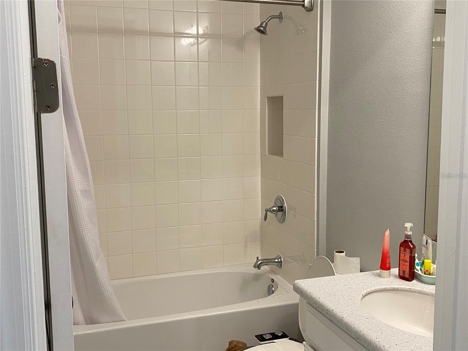 BELLALAGO PH 5J SECTION 2 - Residential