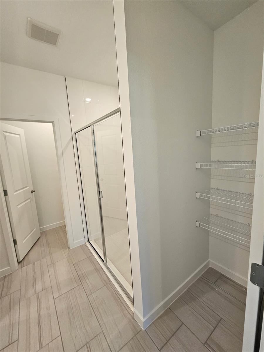 COLBERT LANDINGS - Residential Lease