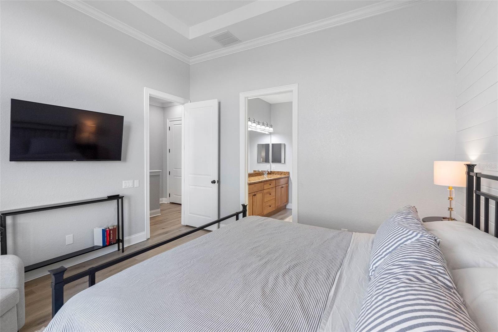 WESTSHORE YACHT CLUB TWNHMS - Residential