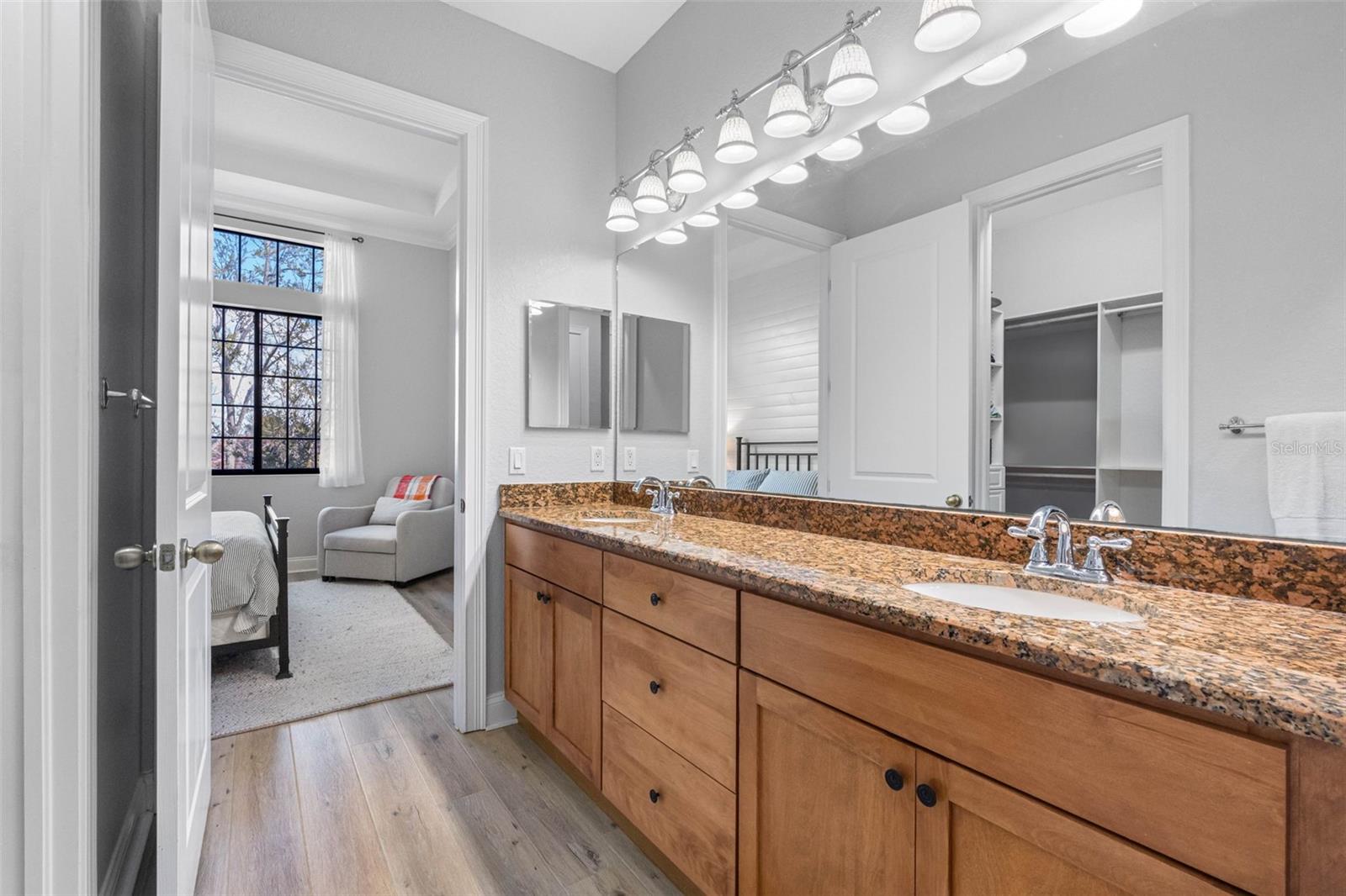 WESTSHORE YACHT CLUB TWNHMS - Residential