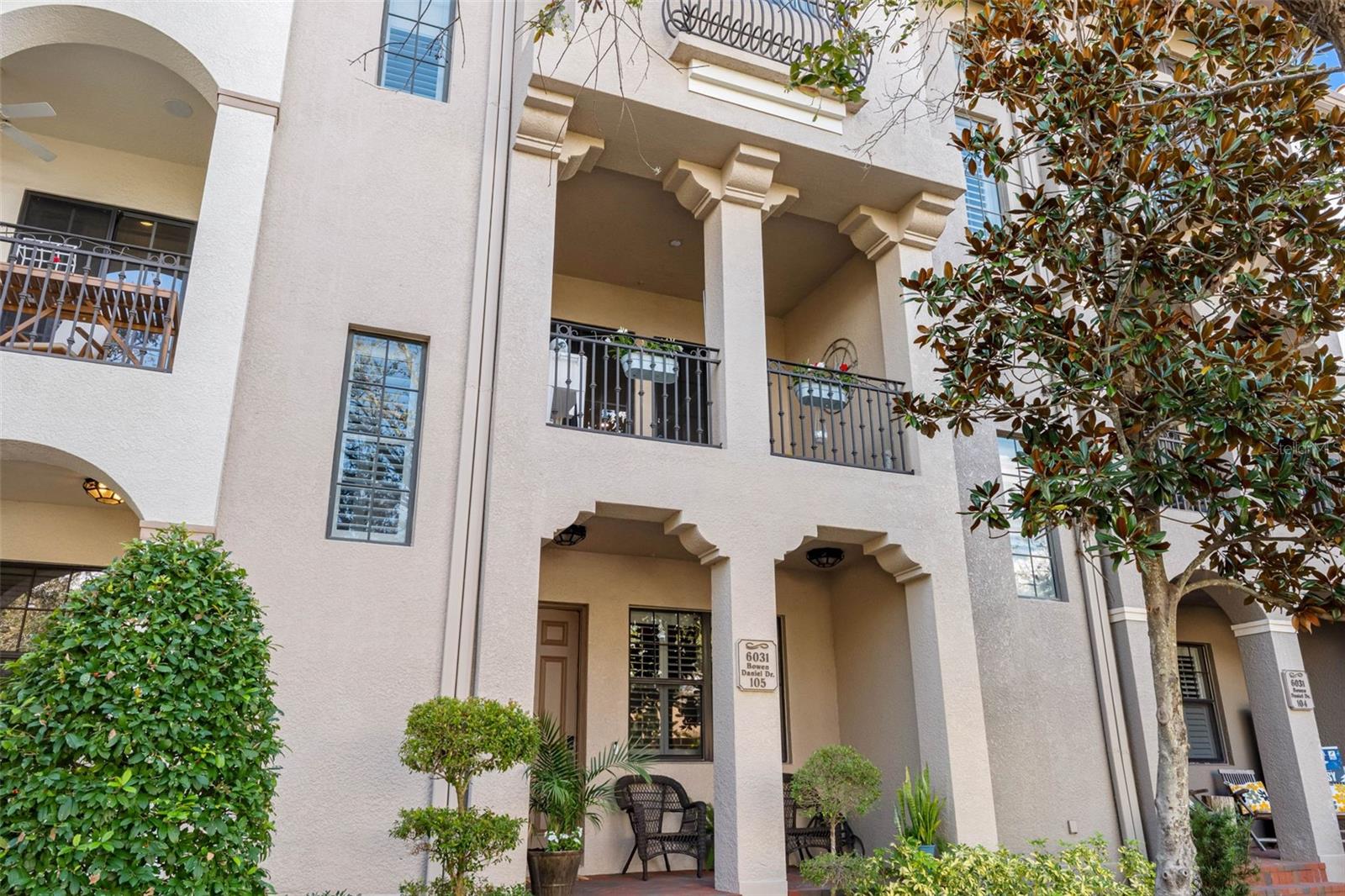 WESTSHORE YACHT CLUB TWNHMS - Residential