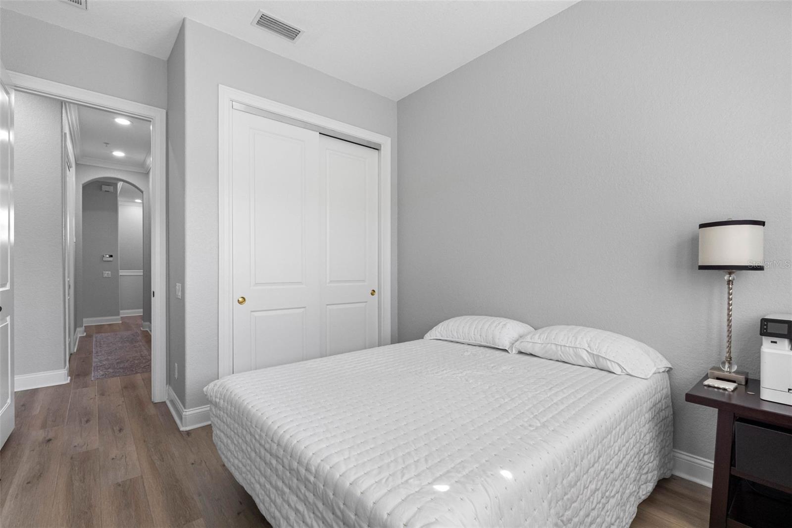 WESTSHORE YACHT CLUB TWNHMS - Residential