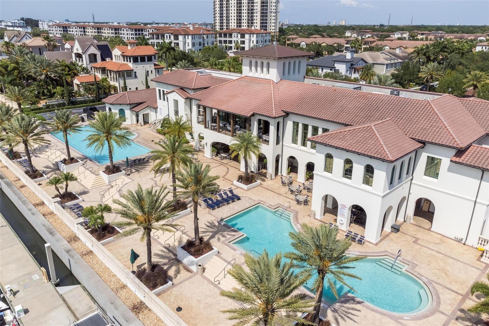 WESTSHORE YACHT CLUB TWNHMS - Residential