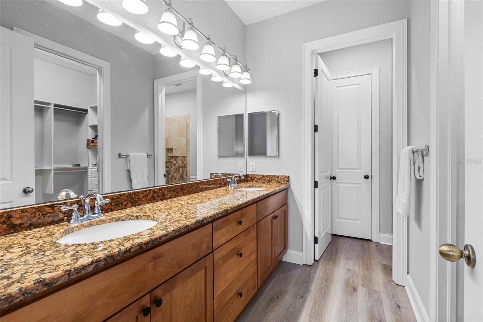 WESTSHORE YACHT CLUB TWNHMS - Residential