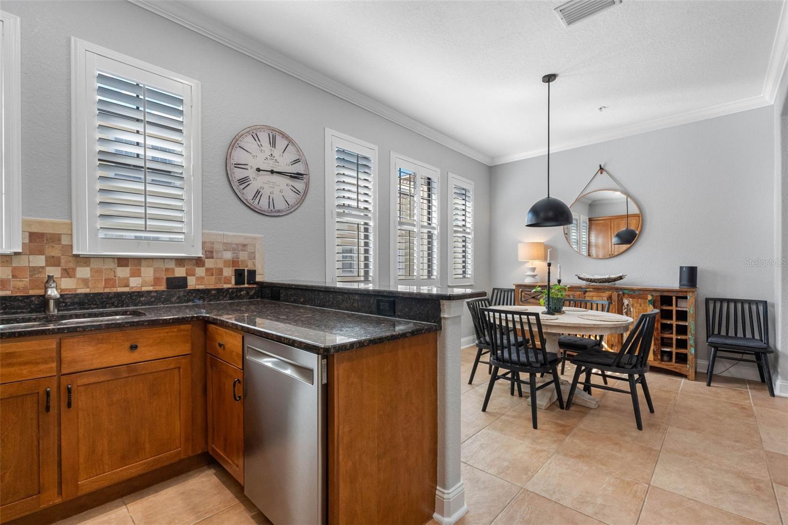 WESTSHORE YACHT CLUB TWNHMS - Residential