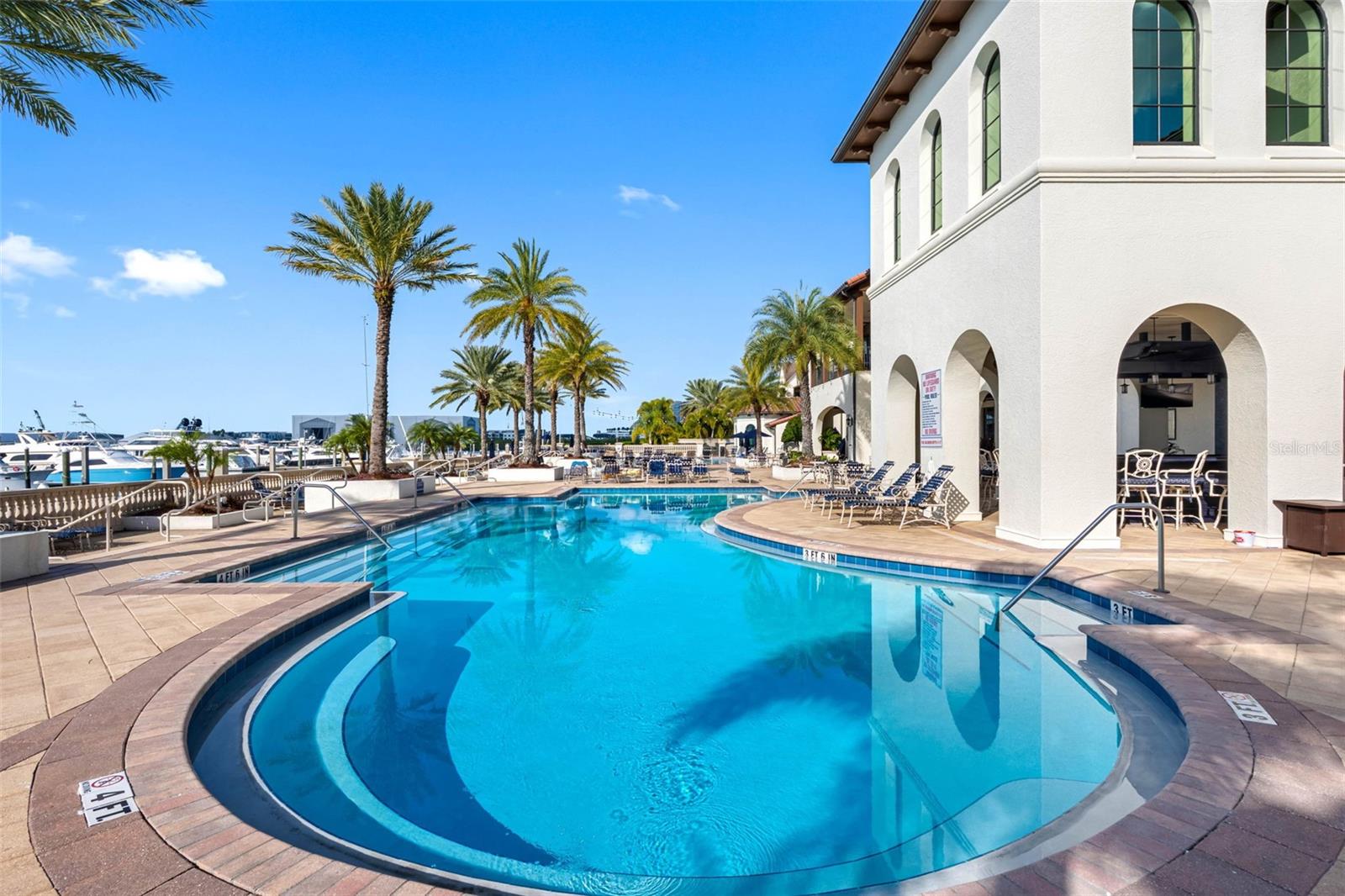 WESTSHORE YACHT CLUB TWNHMS - Residential