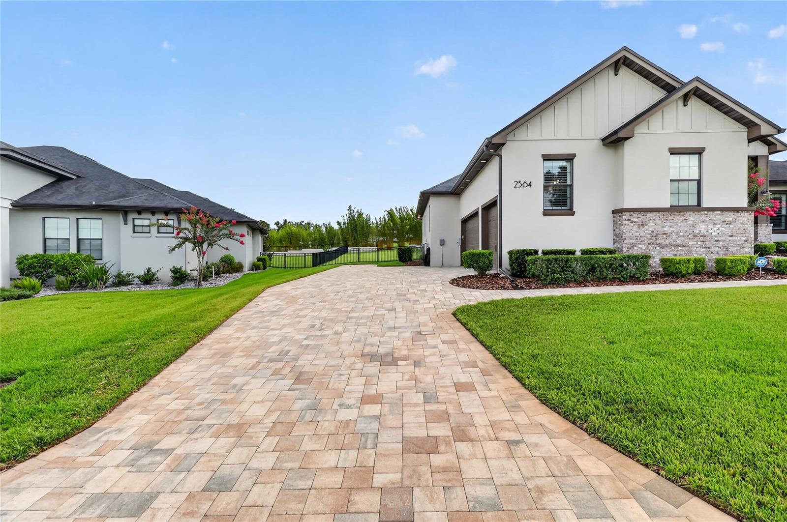 2564 DELPHI WOODS CIRCLE