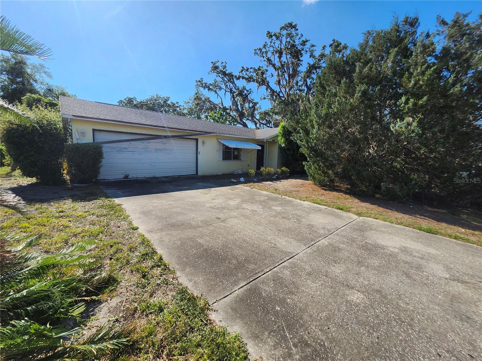 SPRING HILL - Residential