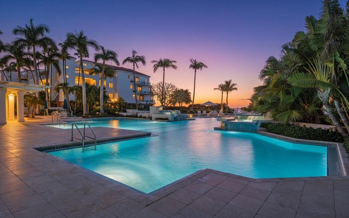 TANGERINE BAY CLUB - Residential