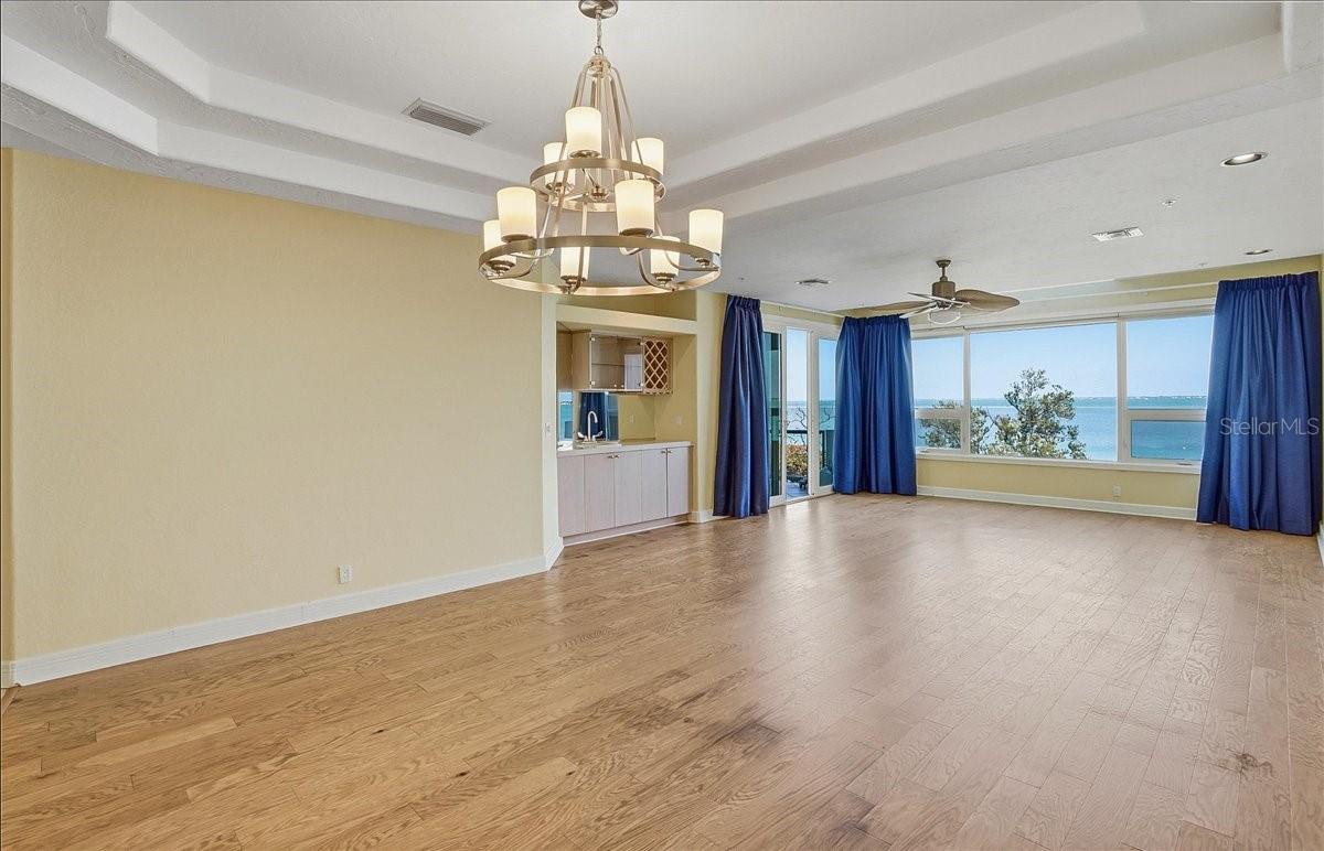 TANGERINE BAY CLUB - Residential